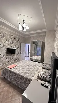 Kirayə verilir 2 otaqlı mənzil 70 m²