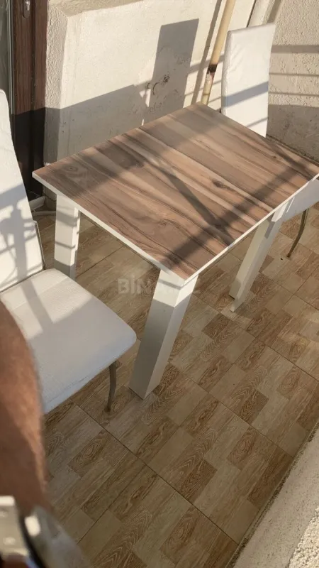 Kirayə verilir 2 otaqlı mənzil 67 m²