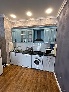 Kirayə verilir 2 otaqlı mənzil 67 m²