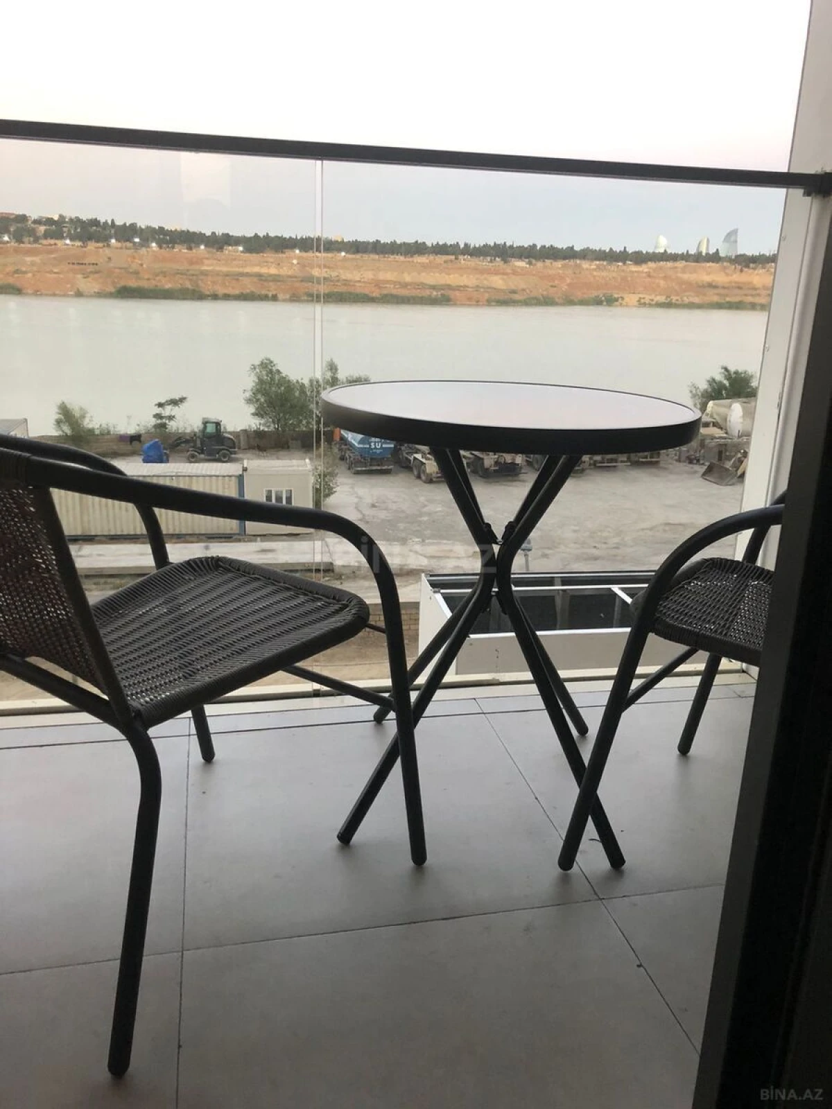 Kirayə verilir 2 otaqlı mənzil 58 m²