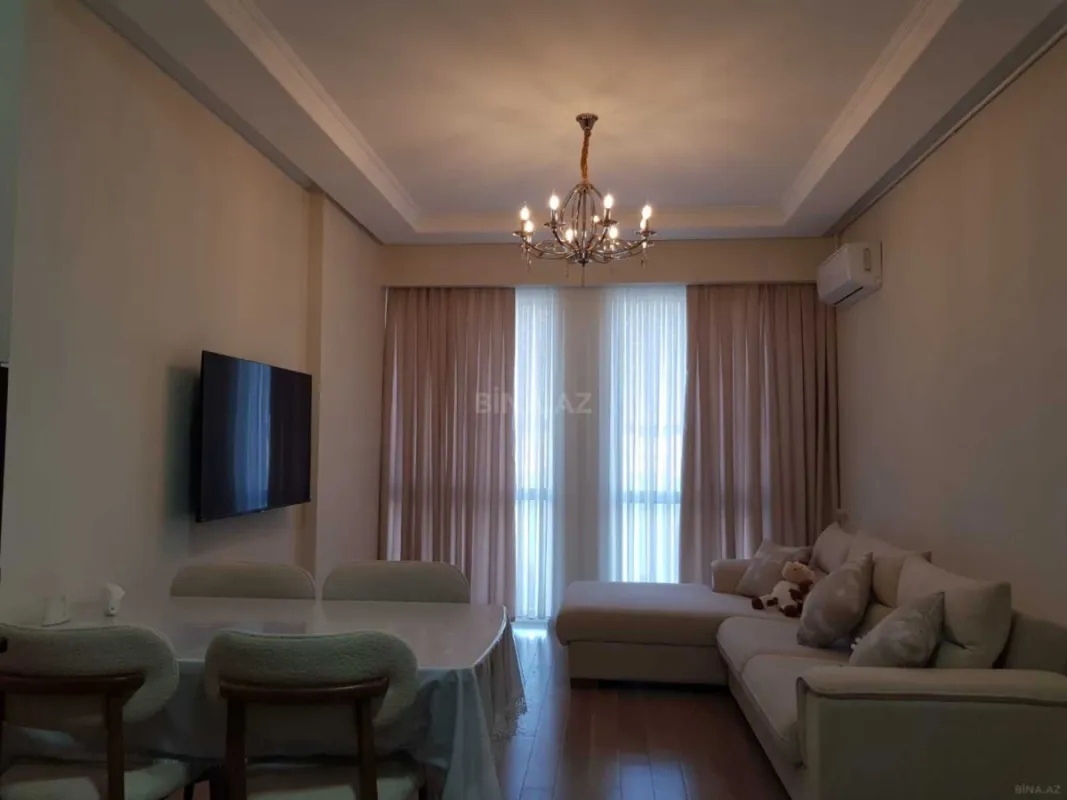 Kirayə verilir 2 otaqlı mənzil 58 m²