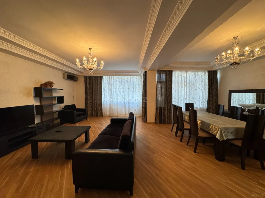 Kirayə verilir 3 otaqlı mənzil 200 m²