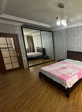 Kirayə verilir 3 otaqlı mənzil 200 m²