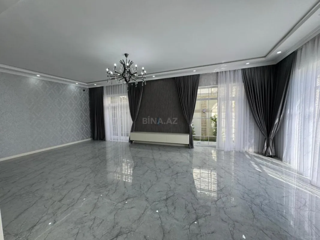 Satılır 6 otaqlı həyət evi 300 m²
