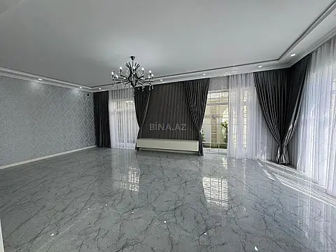 Satılır 6 otaqlı həyət evi 300 m²