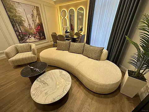 Satılır 3 otaqlı mənzil 124 m²