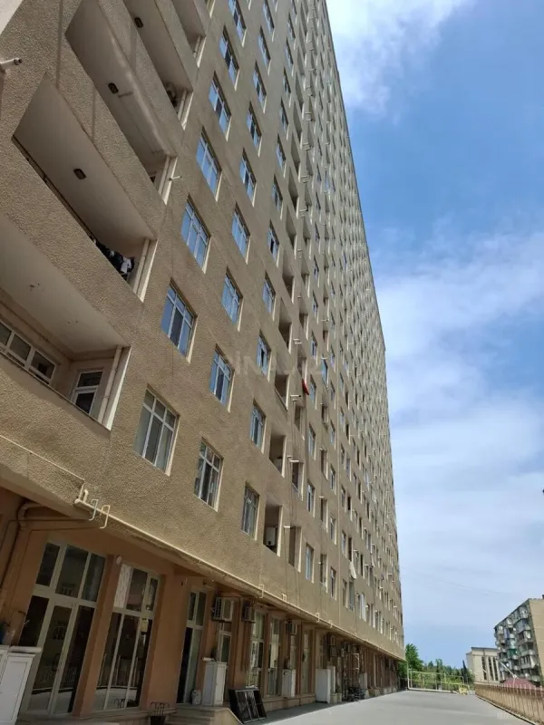 Satılır 3 otaqlı mənzil 128 m²