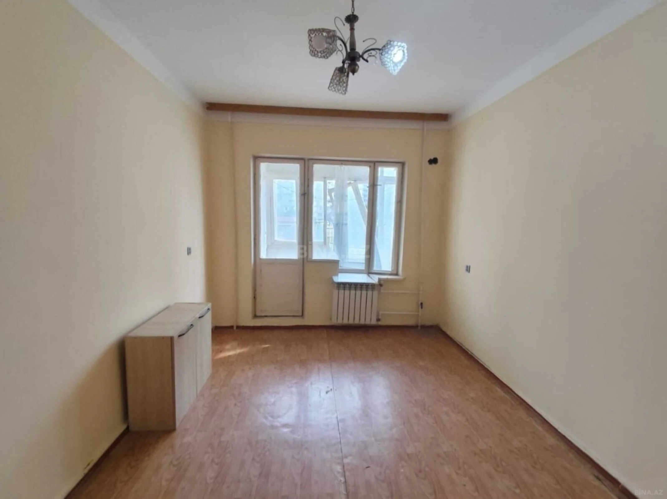 Satılır 2 otaqlı mənzil 67 m²