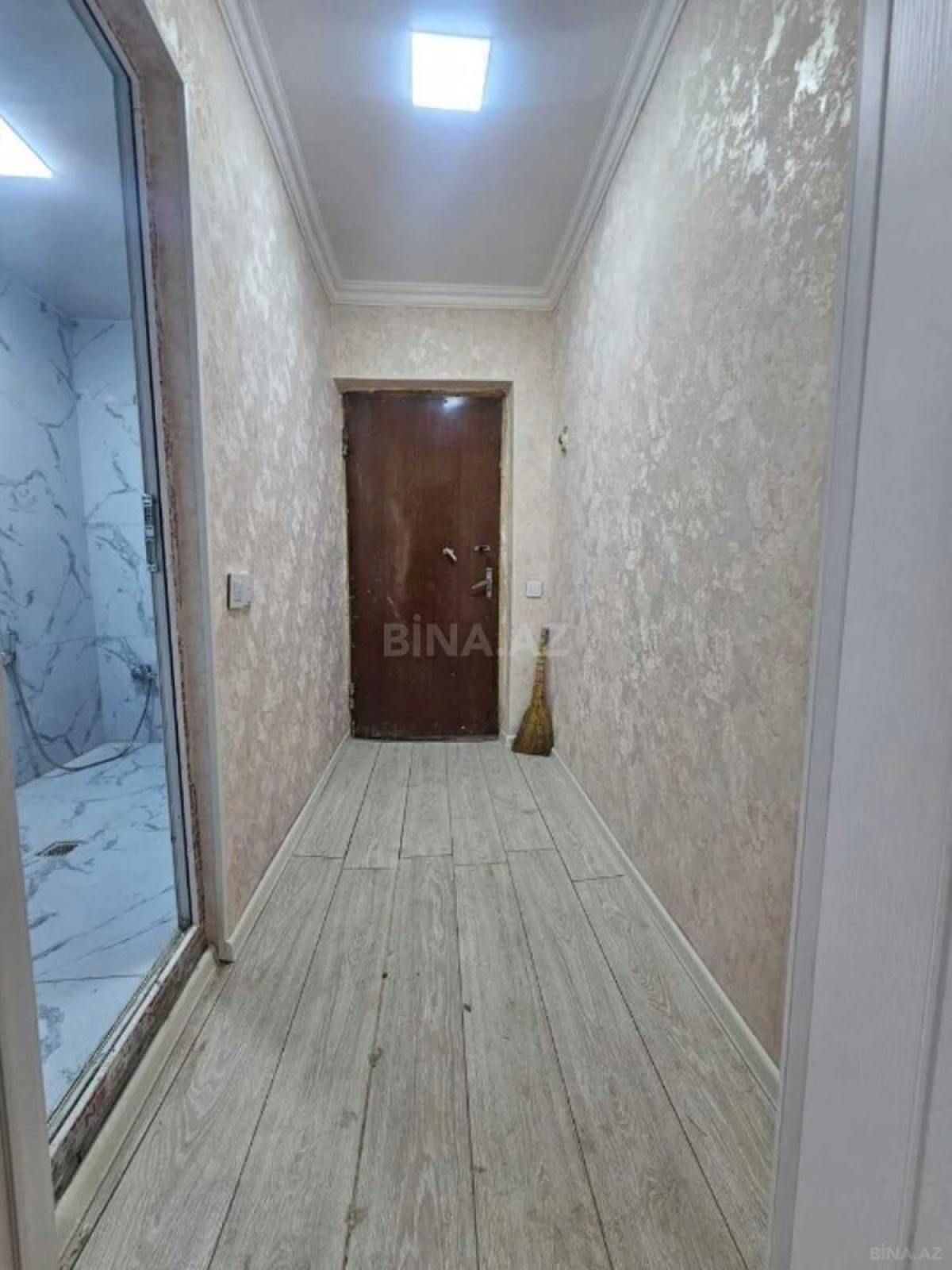 Satılır 2 otaqlı mənzil 45 m²