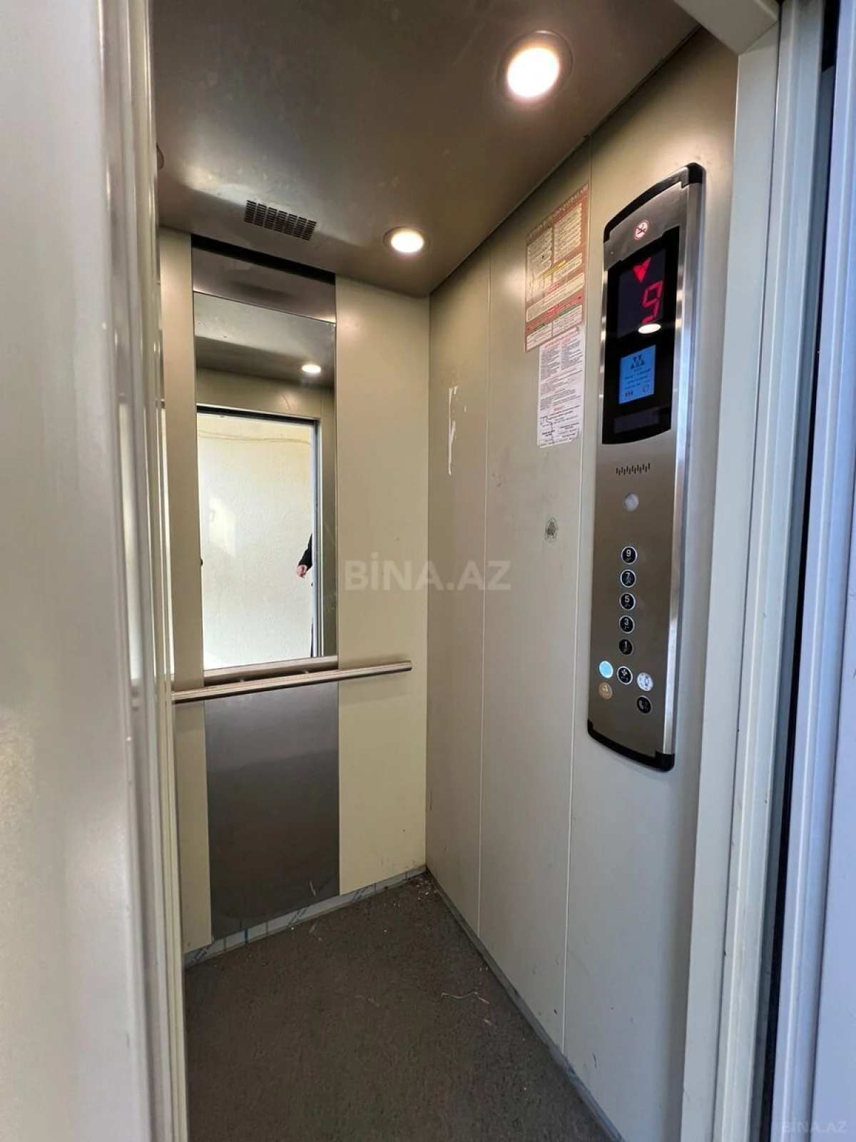 Satılır 3 otaqlı mənzil 90 m²