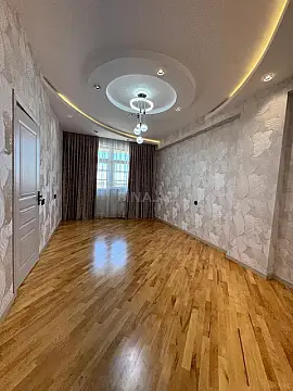 Satılır 2 otaqlı mənzil 82 m²