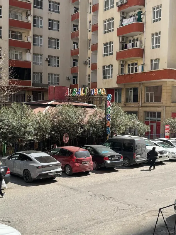 Satılır 2 otaqlı mənzil 82 m²