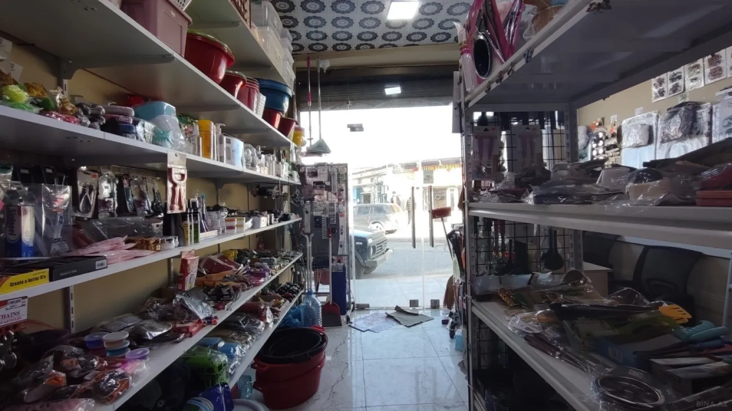 Satılır obyekt 200 m²