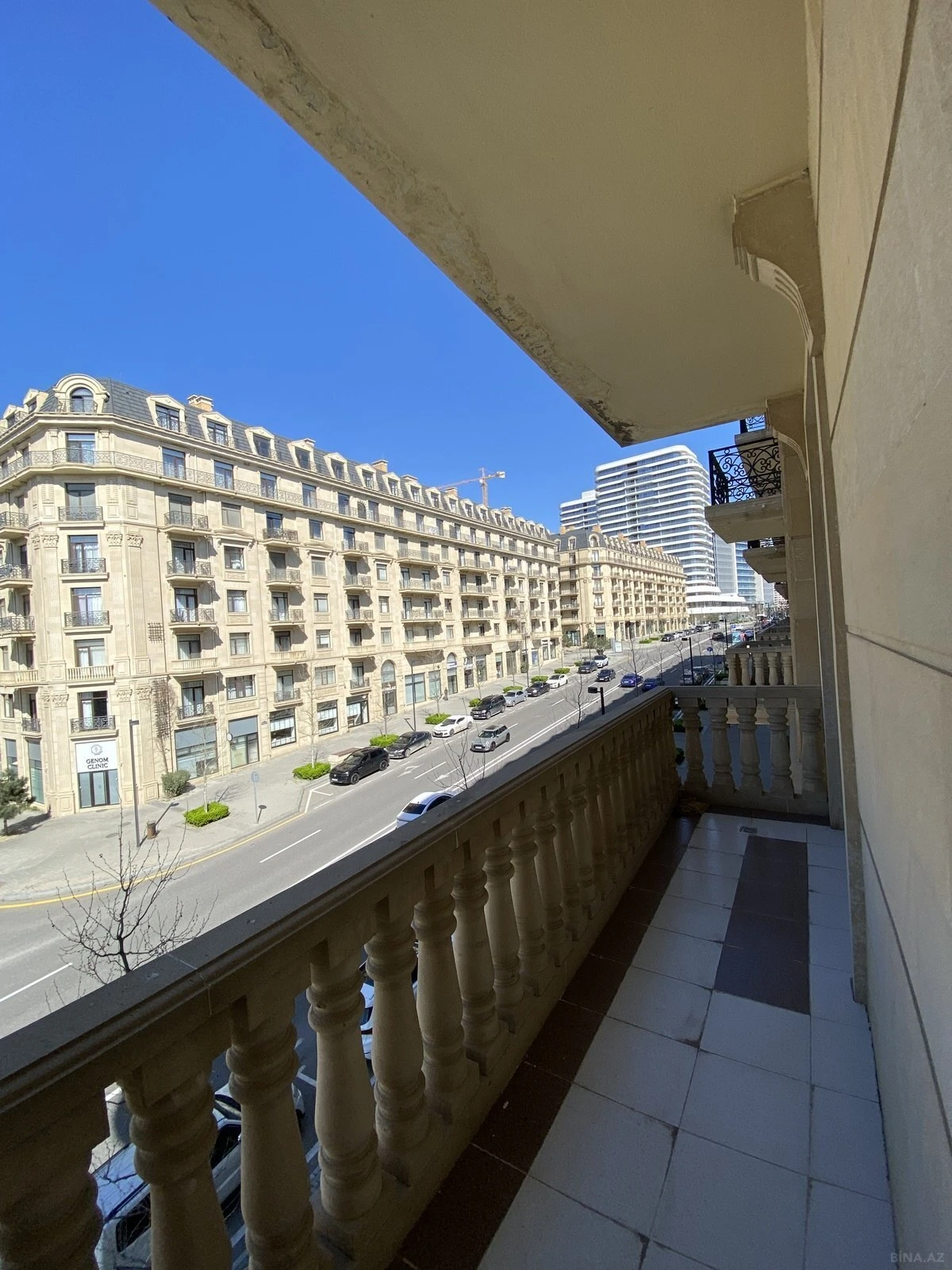 Kirayə verilir 3 otaqlı mənzil 155 m²