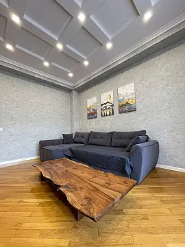 Kirayə verilir 3 otaqlı mənzil 125 m²