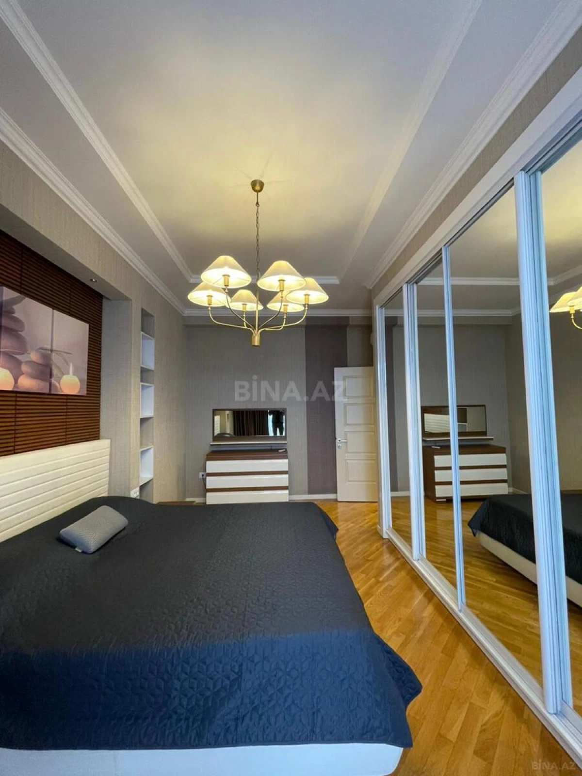 Kirayə verilir 3 otaqlı mənzil 125 m²
