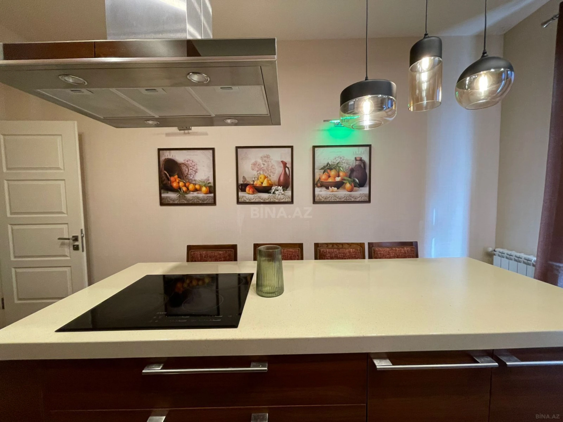 Kirayə verilir 3 otaqlı mənzil 125 m²