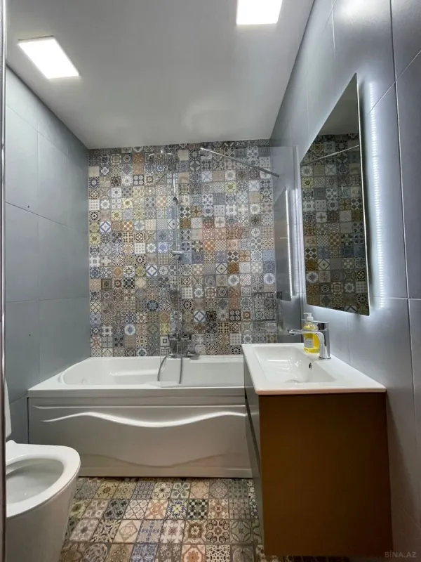 Kirayə verilir 3 otaqlı mənzil 125 m²
