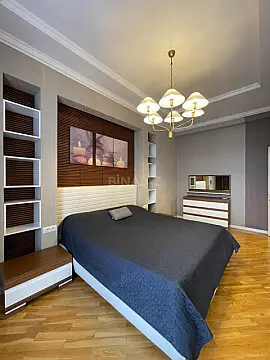 Kirayə verilir 3 otaqlı mənzil 125 m²