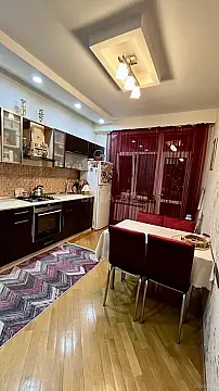 Satılır 3 otaqlı mənzil 110 m²