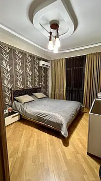Satılır 3 otaqlı mənzil 110 m²