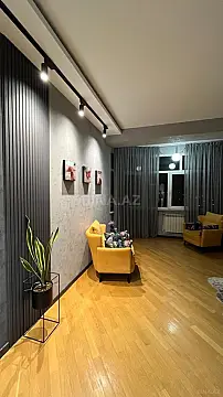 Satılır 3 otaqlı mənzil 110 m²