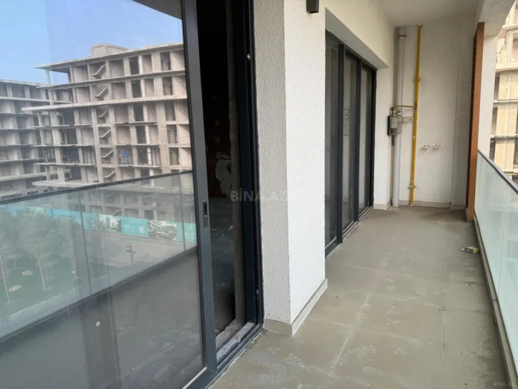 Satılır 2 otaqlı mənzil 91.9 m²