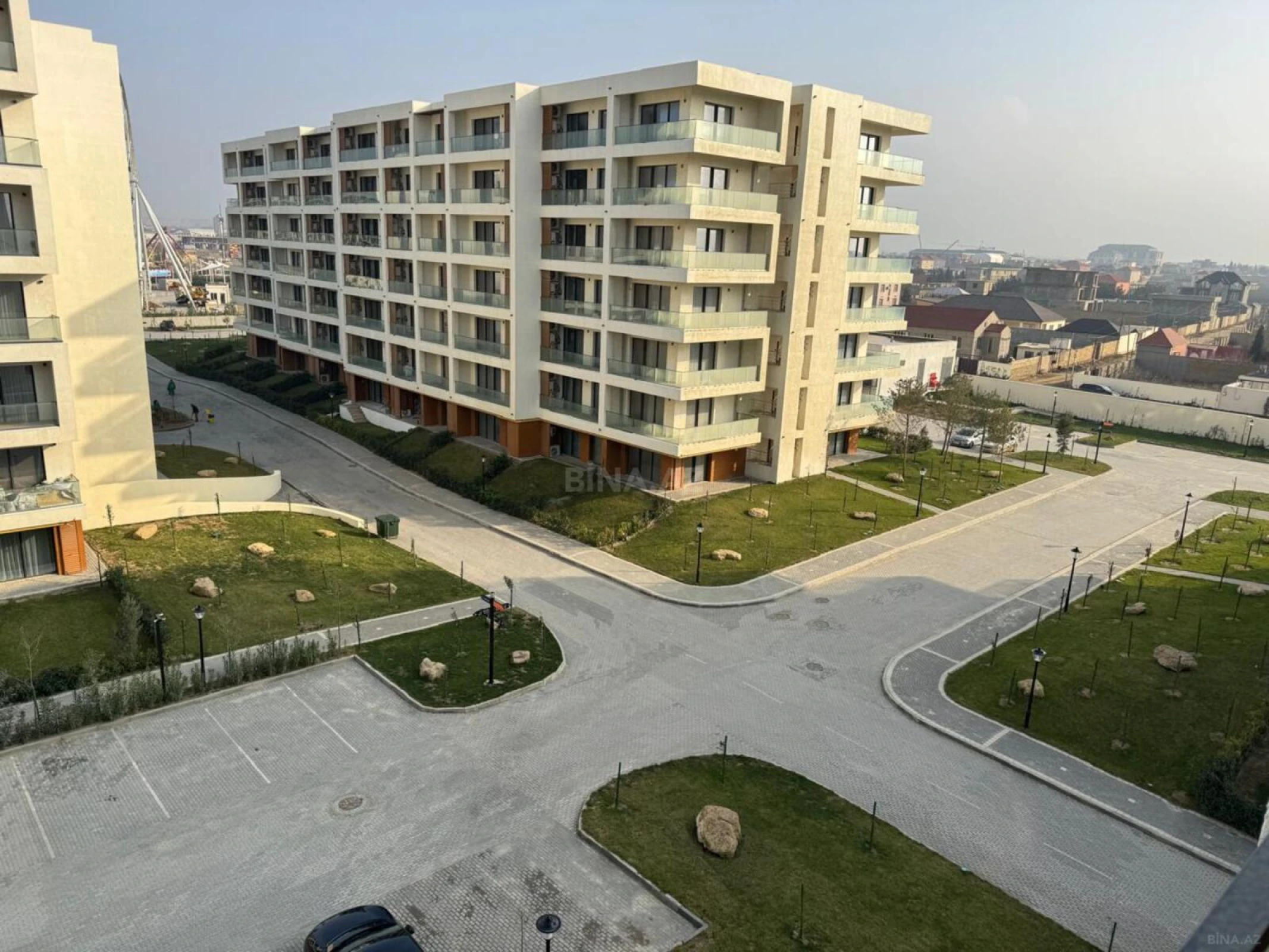 Satılır 2 otaqlı mənzil 91.9 m²