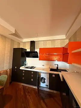 Kirayə verilir 2 otaqlı mənzil 65 m²