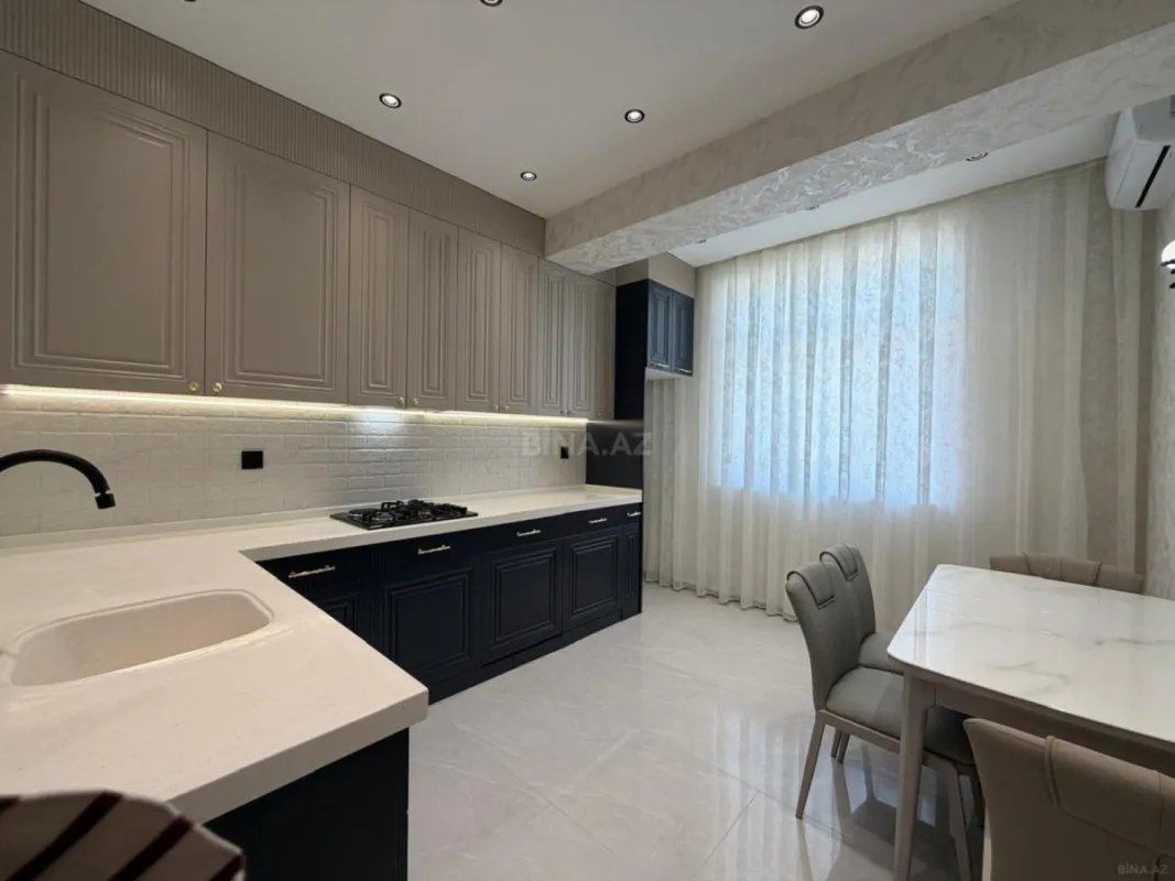 Satılır 2 otaqlı mənzil 80 m²