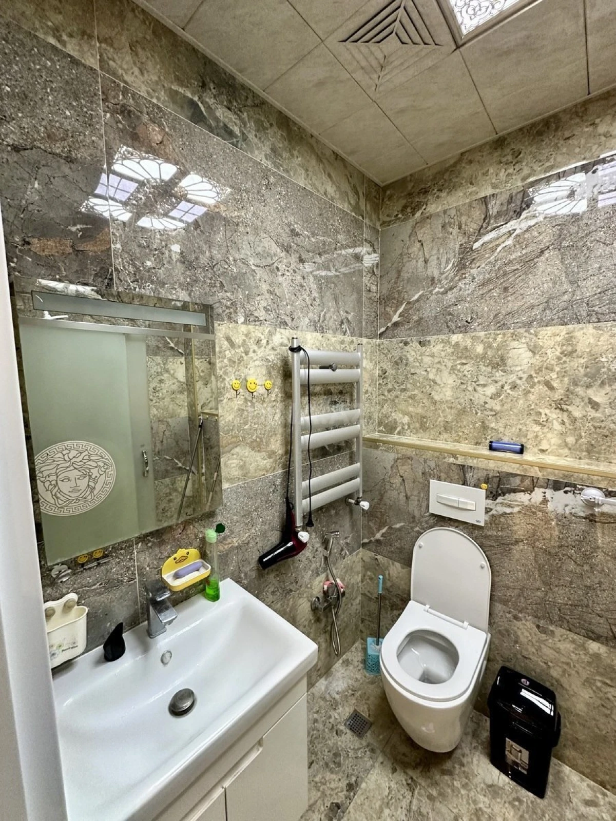 Kirayə verilir 2 otaqlı mənzil 55 m²