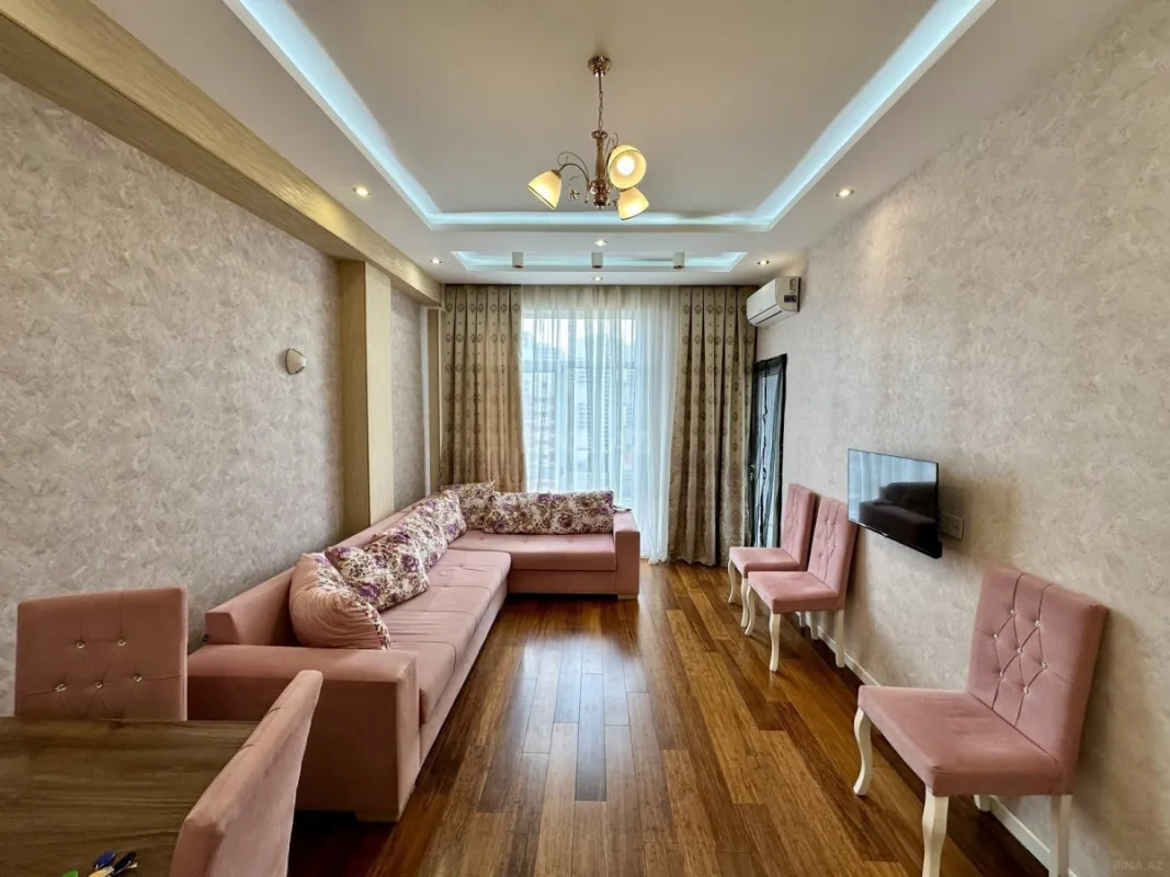 Kirayə verilir 2 otaqlı mənzil 55 m²
