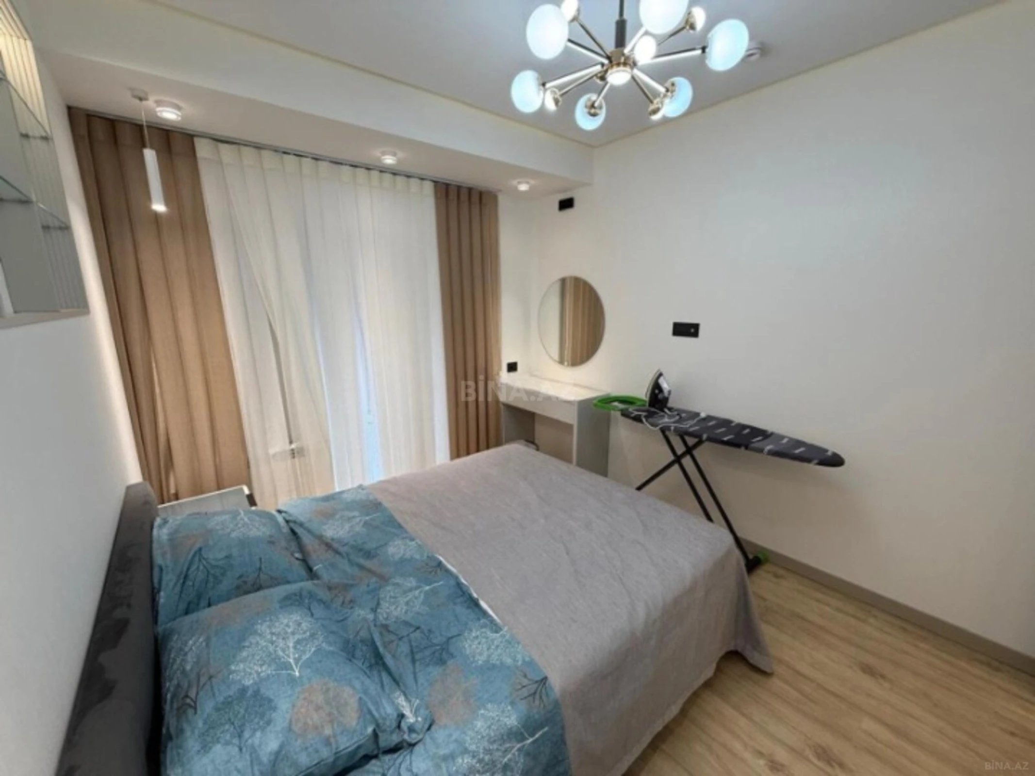 Kirayə verilir 2 otaqlı mənzil 80 m²