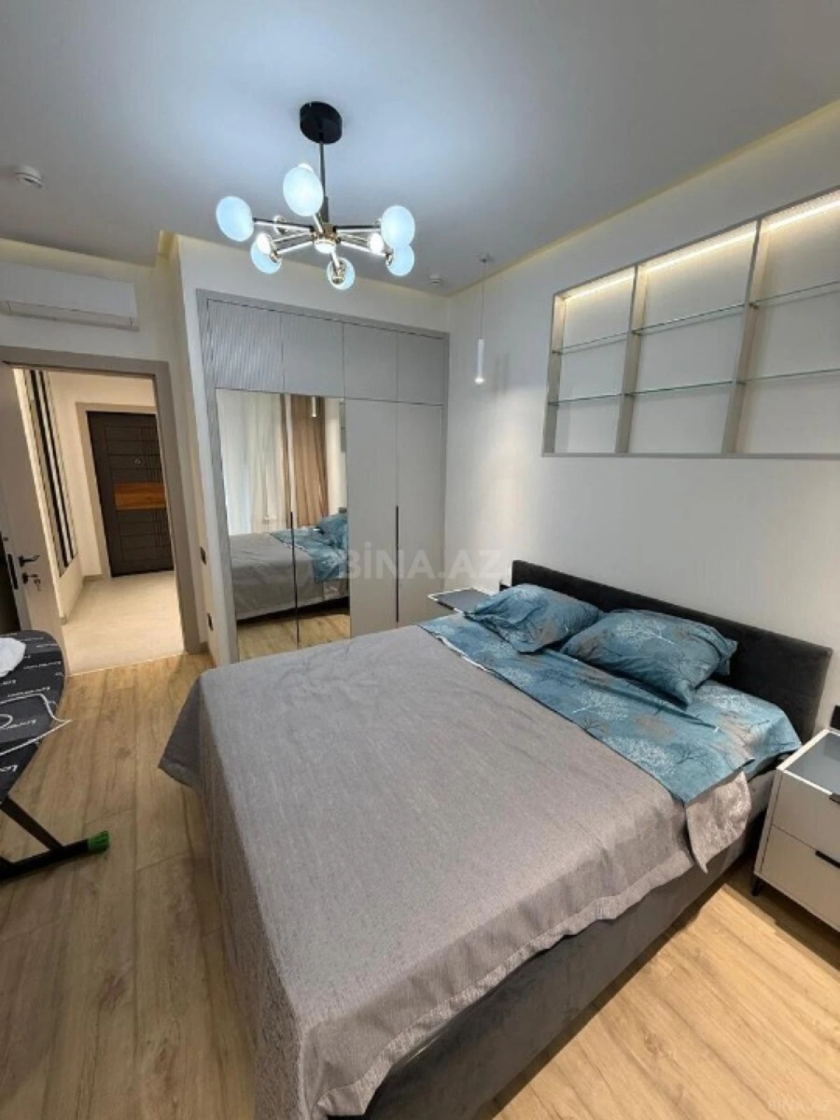 Kirayə verilir 2 otaqlı mənzil 80 m²