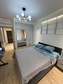 Kirayə verilir 2 otaqlı mənzil 80 m²