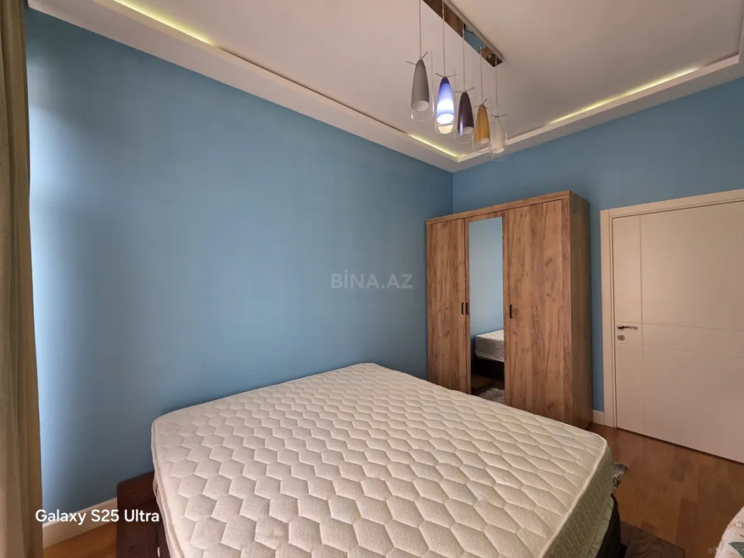 Kirayə verilir 4 otaqlı mənzil 160 m²
