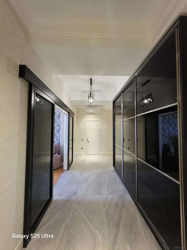 Kirayə verilir 4 otaqlı mənzil 160 m²