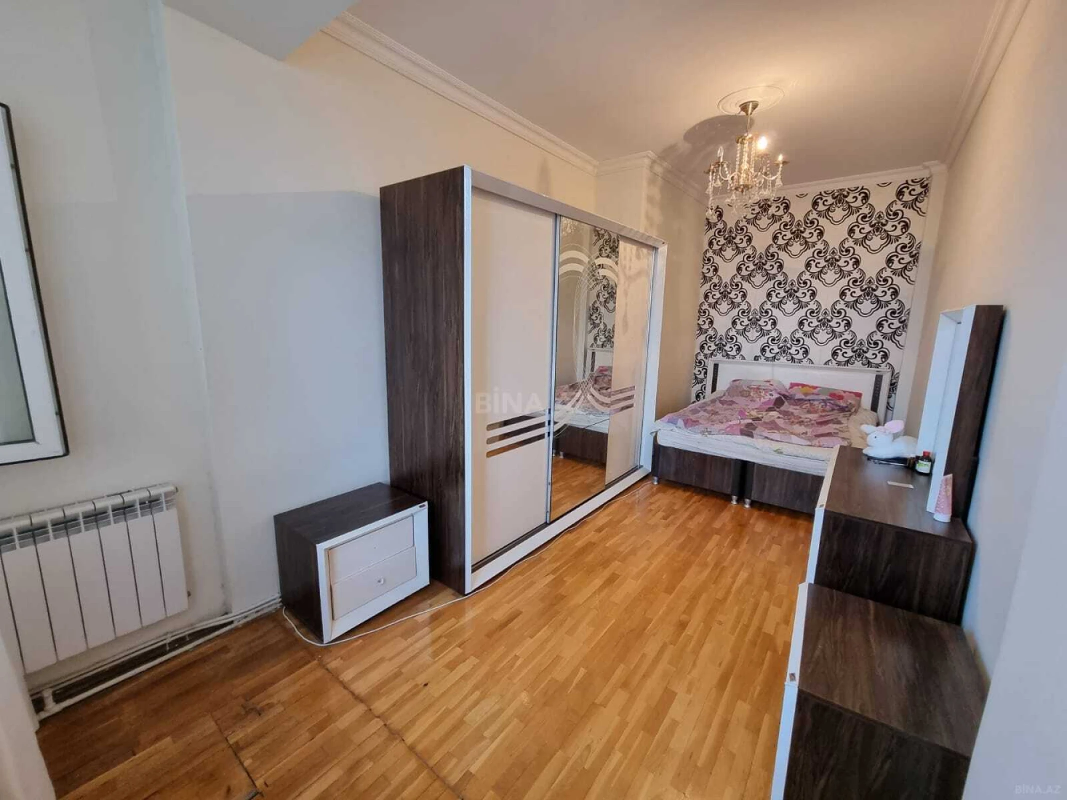 Satılır 2 otaqlı mənzil 60 m²