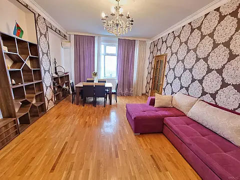 Satılır 2 otaqlı mənzil 60 m²