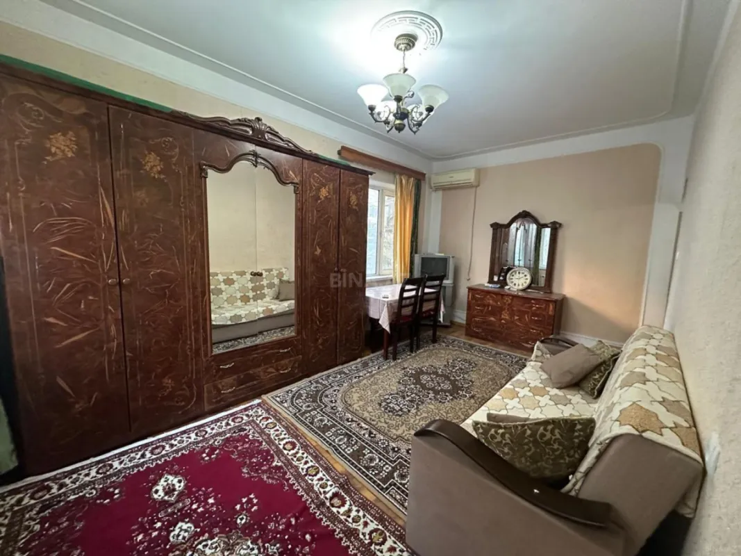 Kirayə verilir 2 otaqlı mənzil 45 m²