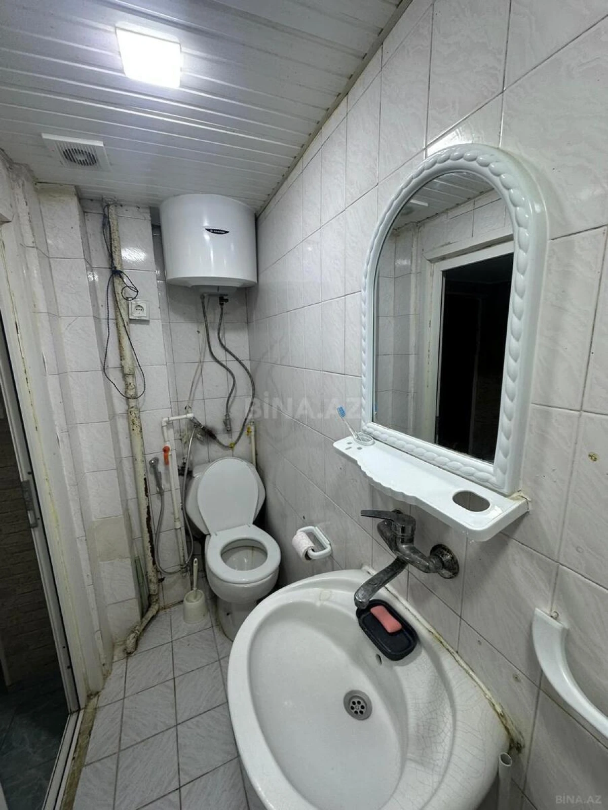 Kirayə verilir 2 otaqlı mənzil 45 m²
