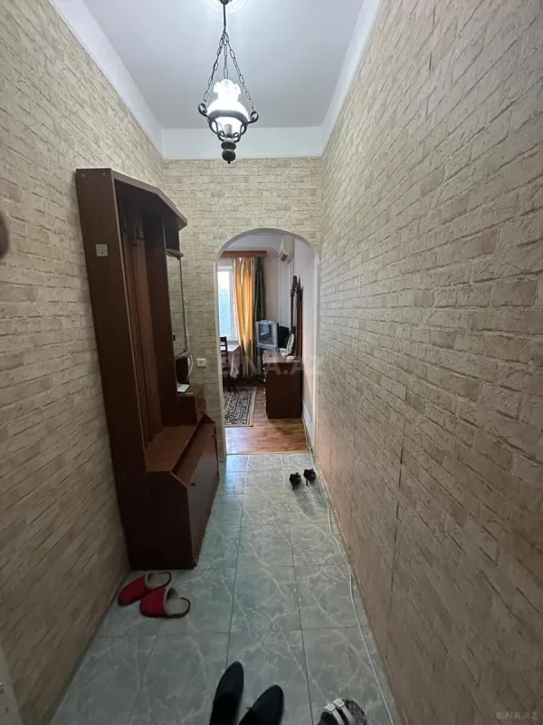 Kirayə verilir 2 otaqlı mənzil 45 m²
