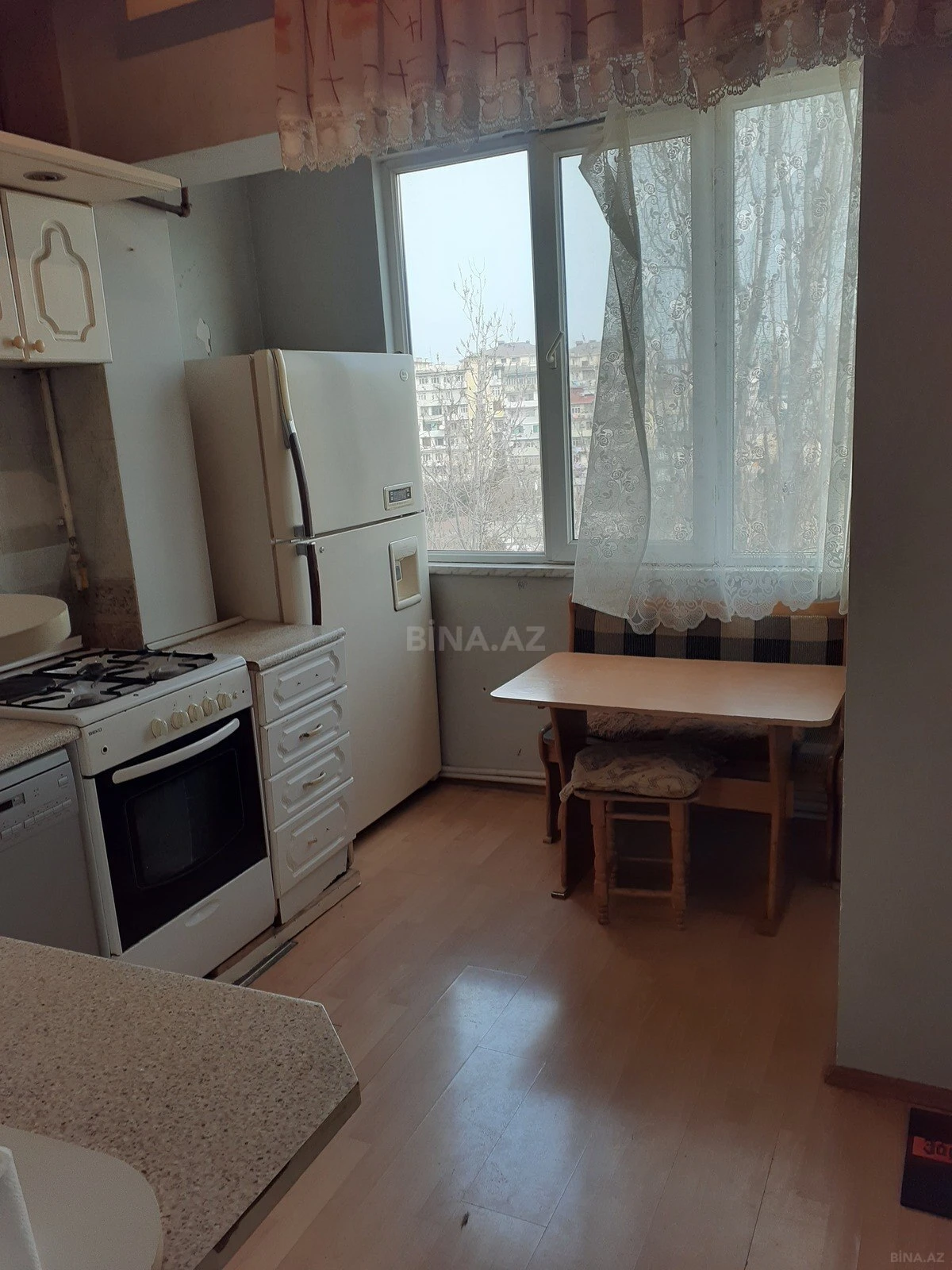 Kirayə verilir 2 otaqlı mənzil 65 m²