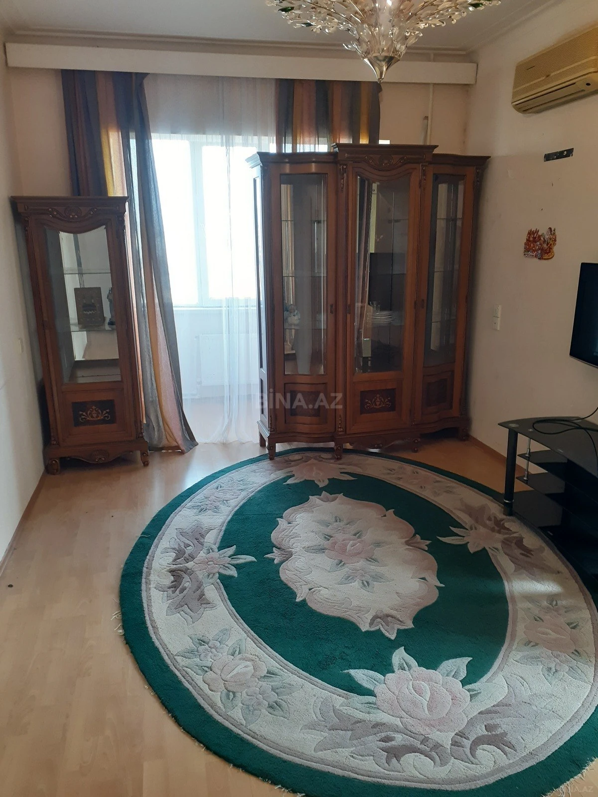 Kirayə verilir 2 otaqlı mənzil 65 m²