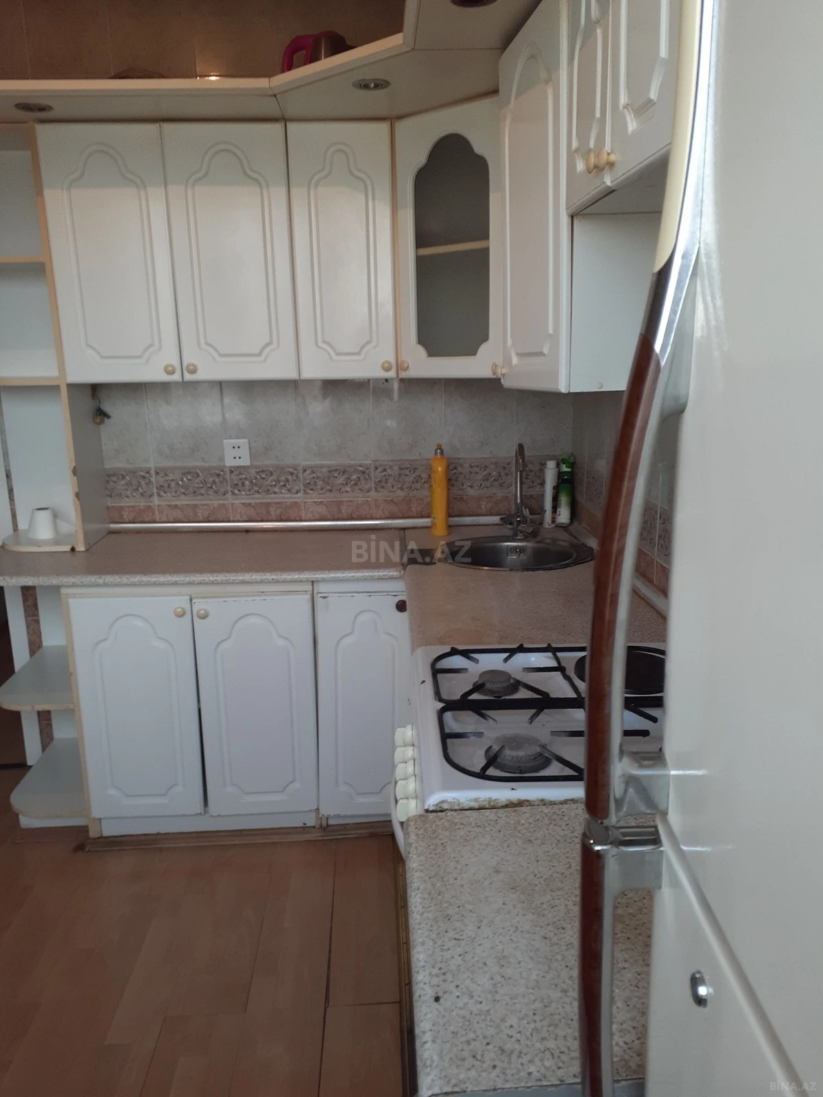 Kirayə verilir 2 otaqlı mənzil 65 m²