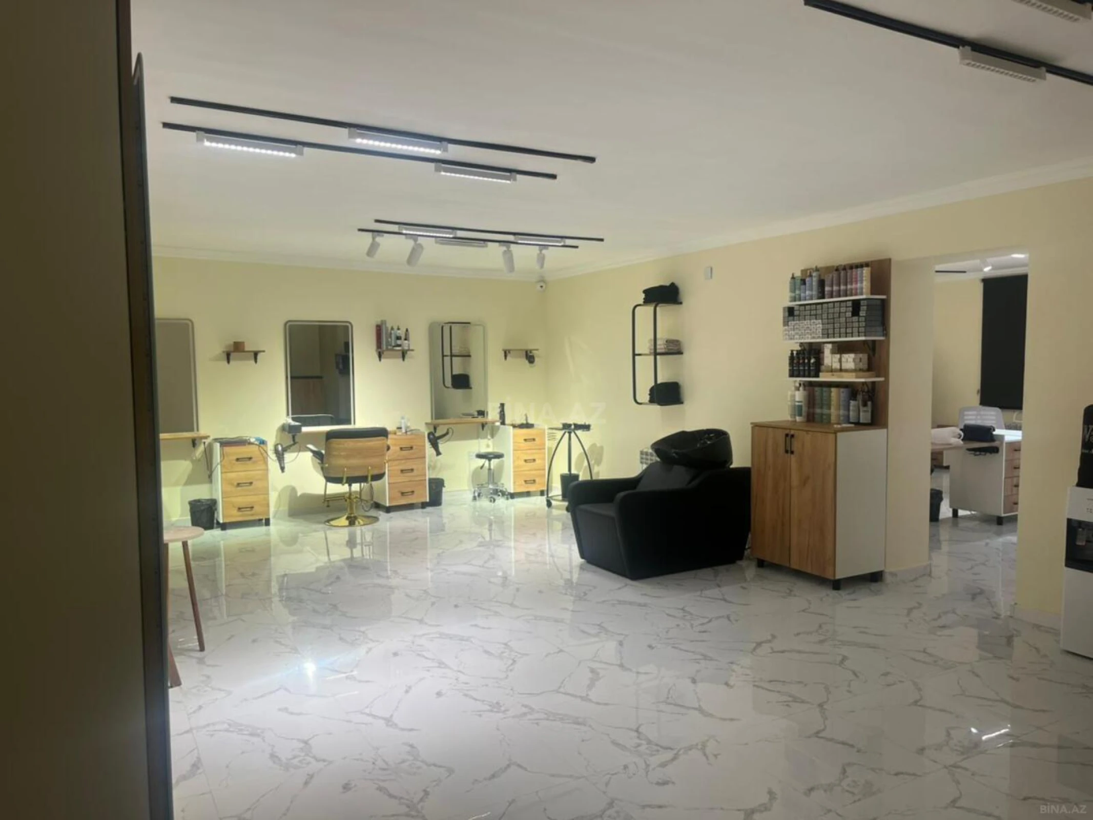Satılır obyekt 75 m²