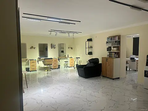 Satılır obyekt 75 m²