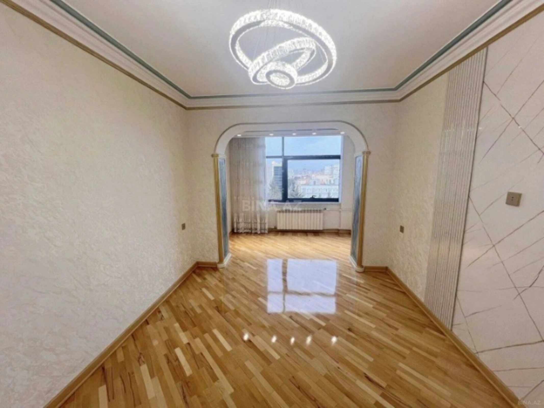 Satılır 2 otaqlı mənzil 70 m²