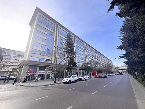 Satılır 2 otaqlı mənzil 70 m² — Bakı 2 otaq 70.00 m²