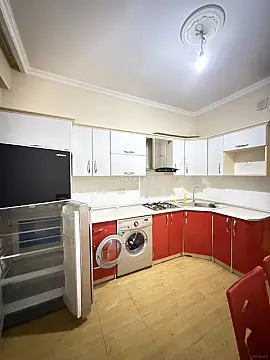 Kirayə verilir 1 otaqlı mənzil 60 m²